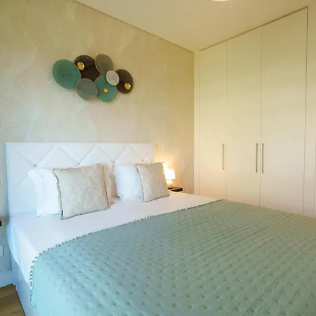 Acqua Residences-luxury Oasis&sea View Funchal (Madeira)