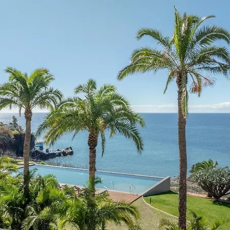 Acqua Residences-luxury Oasis&sea View Funchal (Madeira)