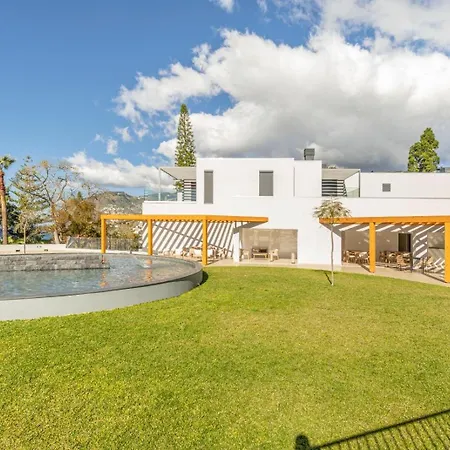 Acqua Residences-luxury Oasis&sea View Funchal (Madeira)